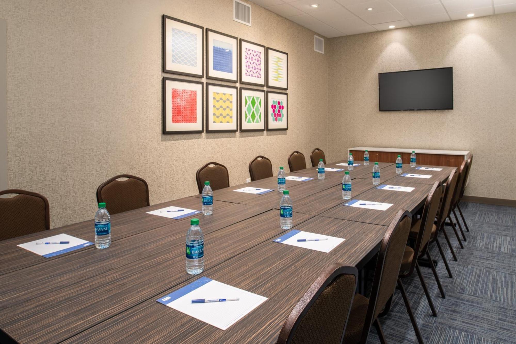 Holiday Inn Express & Suites - Camas By Ihg Esterno foto