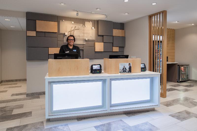 Holiday Inn Express & Suites - Camas By Ihg Esterno foto